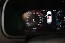 VOLVO V90 Cross Country Inscription