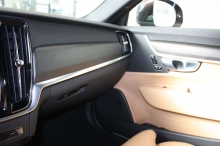 VOLVO V90 Cross Country Inscription