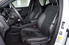VOLVO XC40 R-Design