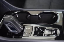 VOLVO XC40 R-Design